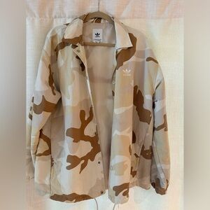 adidas camo windbreaker size M